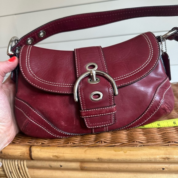 Coach Red Leather Soho Buckle y2k Shoulder Bag f10909 ho779 - Picture 1 of 16